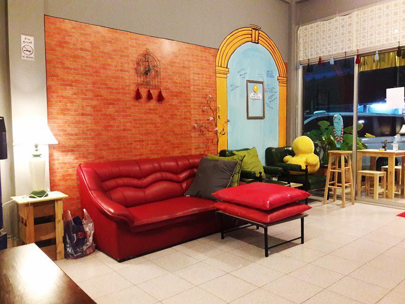 Ama Phuket Hostel Екстер'єр фото
